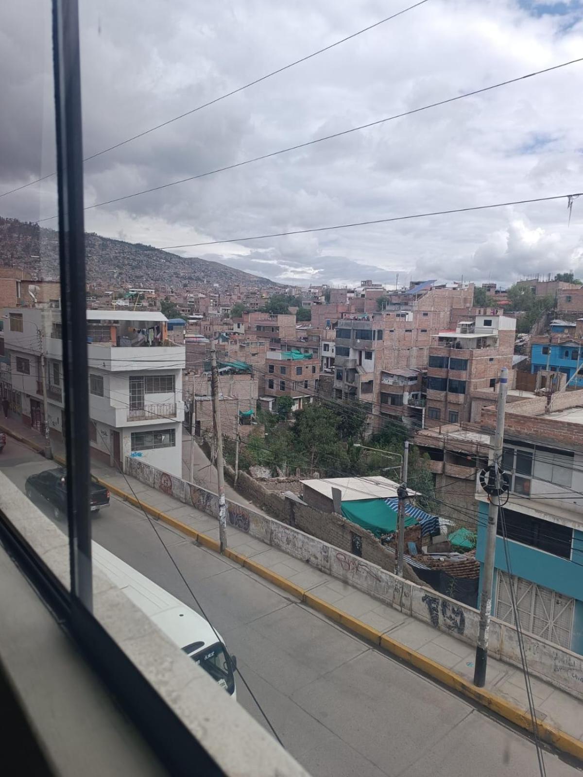 Hostal Yuraq Wasi 596 Ayacucho Exterior photo