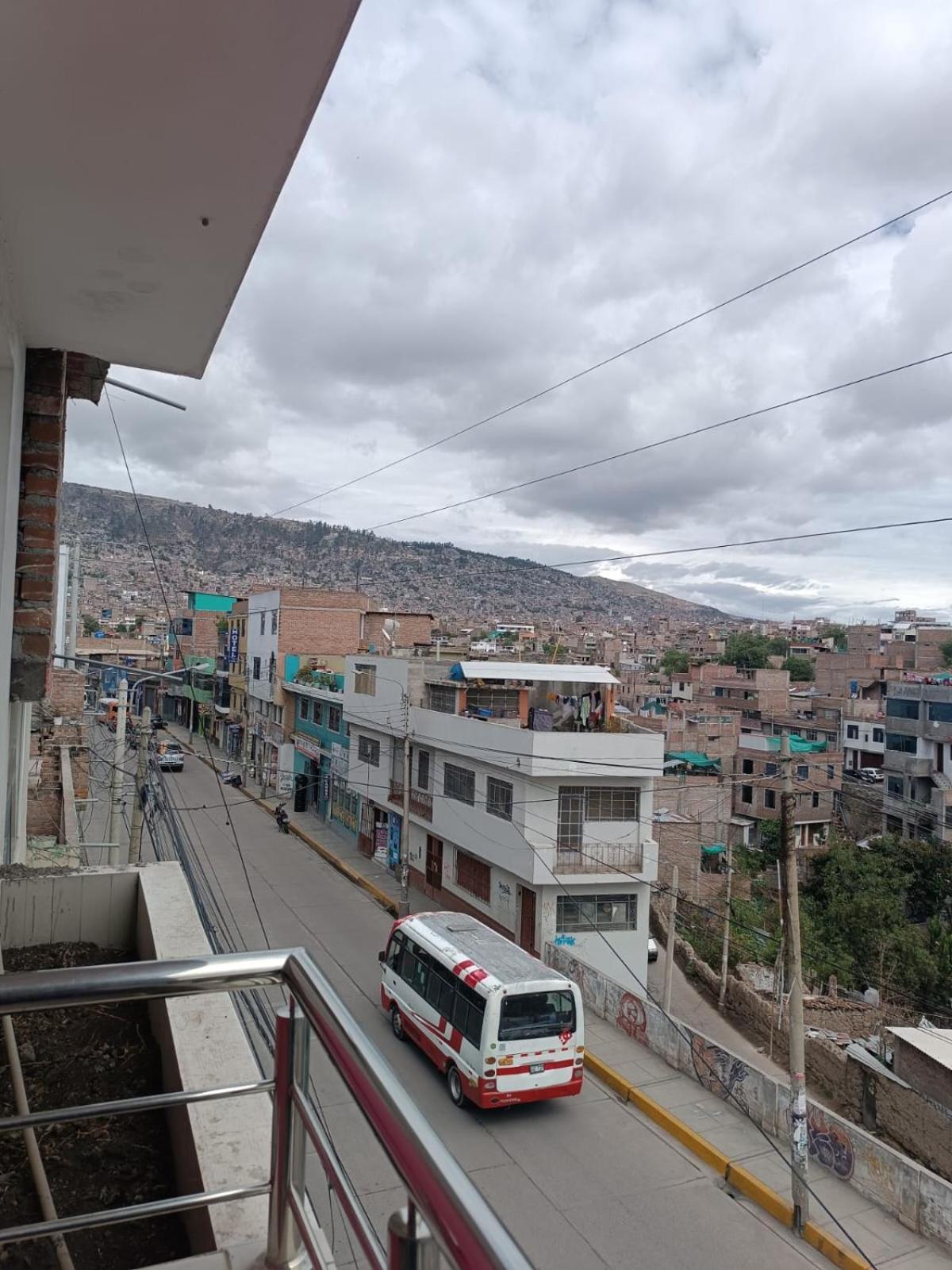 Hostal Yuraq Wasi 596 Ayacucho Exterior photo
